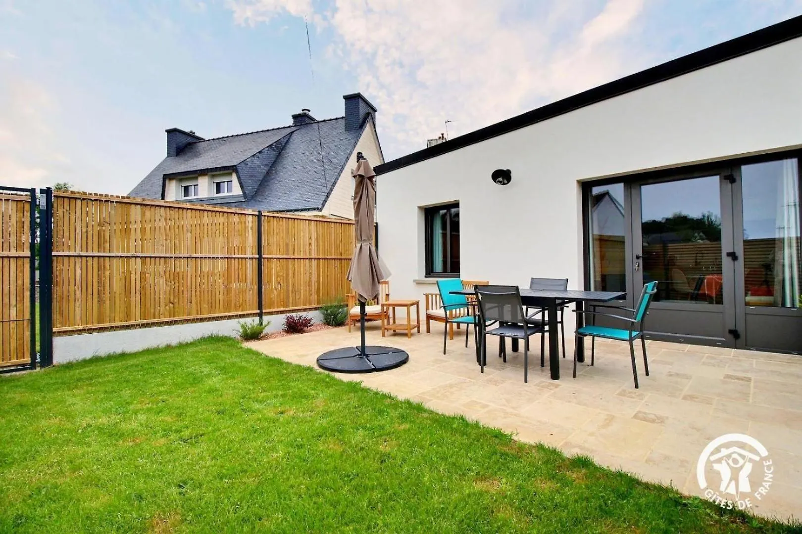 La Source Vila Plouhinec  0*, Plouhinec (Morbihan)